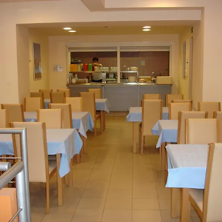 Hi Hostel Rijeka-3